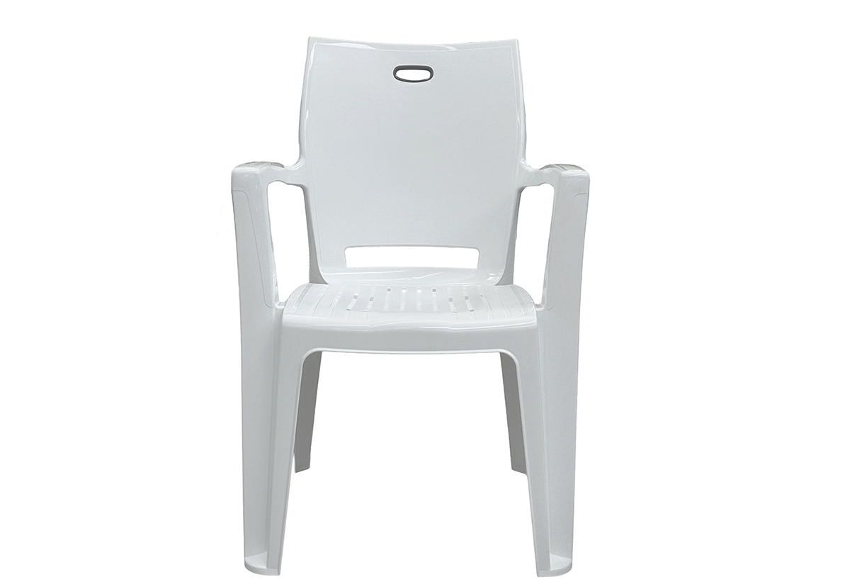 Απεικονίζεται η μπροστινή όψη της πολυθρόνας.